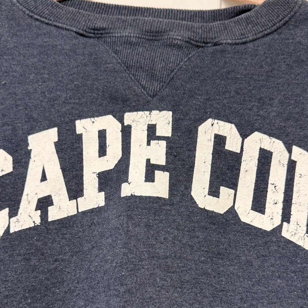 Super soft Navy Cape Cod Sweatshirt - Picture 2 of 4